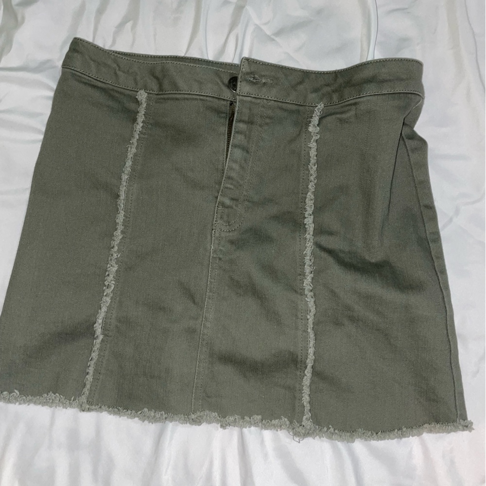 Olive green mini skirt BCBG